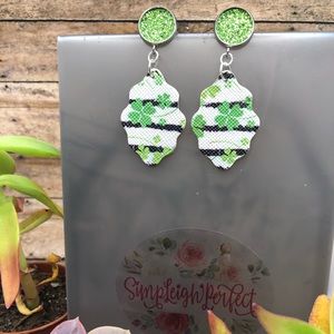 🍀 St Patrick’s Day faux leather earrings 🍀